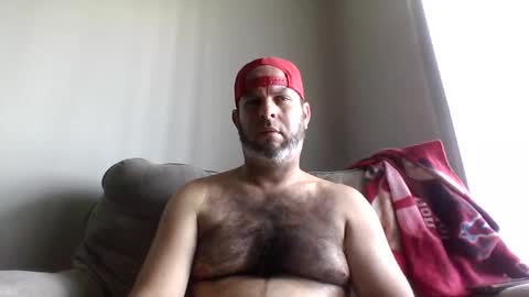 Snapshot of rubbingoneout714 chatting on 02.17.25 rubbingoneout714 online show from 02.17.25