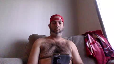 Snapshot of rubbingoneout714 chatting on 02.19.25 rubbingoneout714 online show from 02.19.25