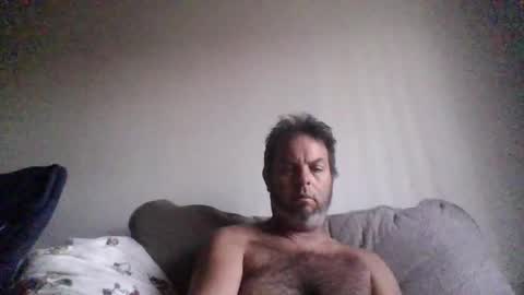 Snapshot of rubbingoneout714 chatting on 09.09.25 rubbingoneout714 online show from 09.09.25
