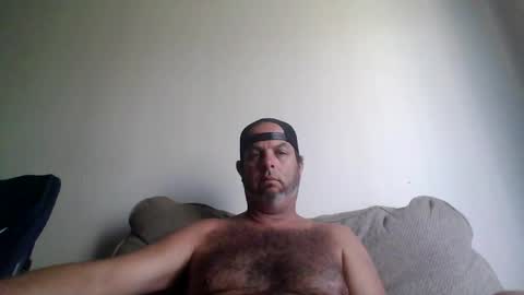 Snapshot of rubbingoneout714 chatting on 09.12.25 rubbingoneout714 online show from 09.12.25
