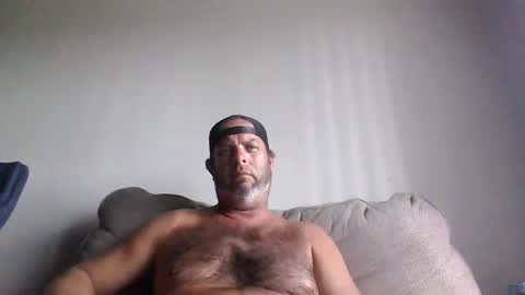 Snapshot of rubbingoneout714 chatting on 09.16.25 rubbingoneout714 online show from 09.16.25