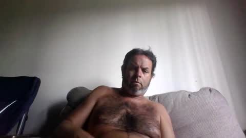 Snapshot of rubbingoneout714 chatting on 09.19.25 rubbingoneout714 online show from 09.19.25