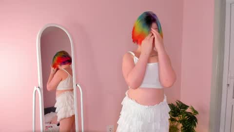 Snapshot of rubby_garrett chatting on 11.25.25 Rubby online show from 11.25.25