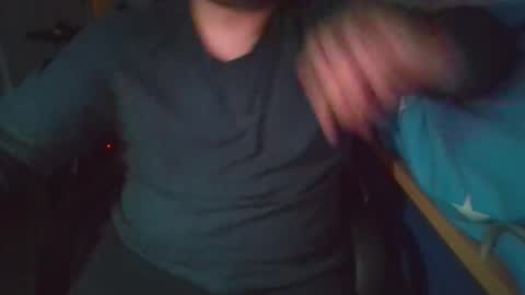 Snapshot of ruben90mr chatting on 12.17.25 ruben90mr online show from 12.17.25