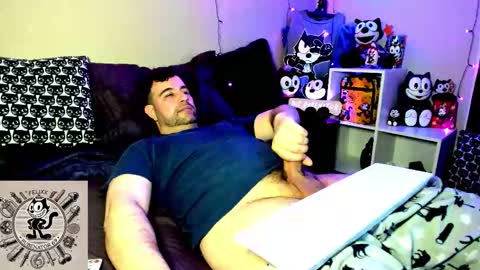 Snapshot of rubenator69 chatting on 02.06.26 Ruben online show from 02.06.26