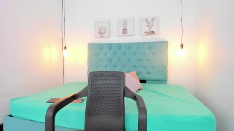 Snapshot of rubiroose chatting on 12.06.24 Rubii online show from 12.06.24