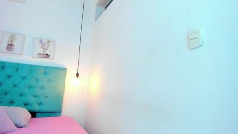 Snapshot of rubiroose chatting on 12.12.24 Rubii online show from 12.12.24