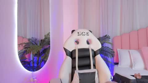 ruby_deluxe6 online show from 05.22.26