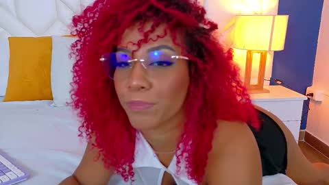 Snapshot of ruby_rogers_ chatting on 09.11.25 ruby_rogers_ online show from 09.11.25