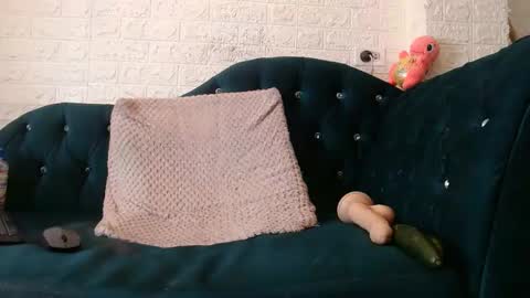 rubyemerald_ online show from 02.11.25