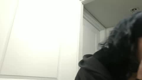 Ruby Red online show from 01.03.25