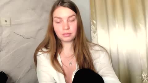 Snapshot of rubyskot chatting on 02.15.25 rubyskot online show from 02.15.25