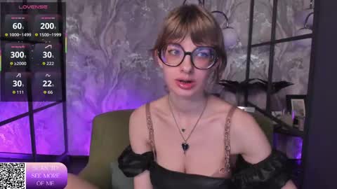 Snapshot of rubytwinkle chatting on 04.29.26 Ruby online show from 04.29.26