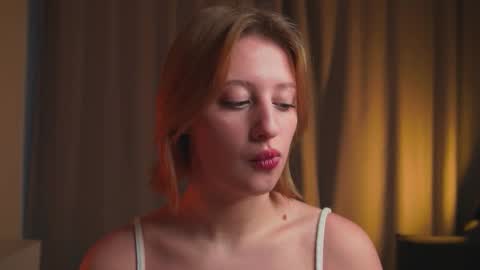 Mila online show from 12.01.25