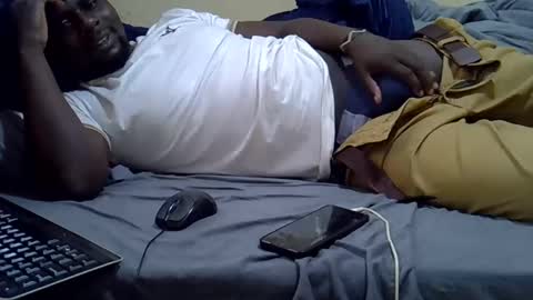 Snapshot of ruffbwoy chatting on 12.24.24 Jayden online show from 12.24.24