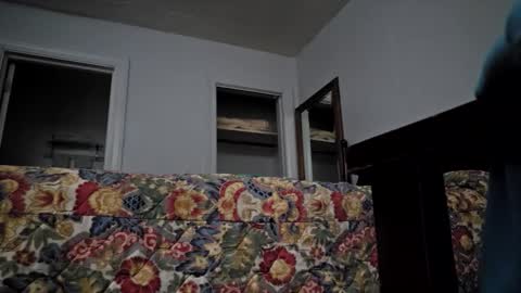 Snapshot of russell417673 chatting on 11.14.25 russell417673 online show from 11.14.25