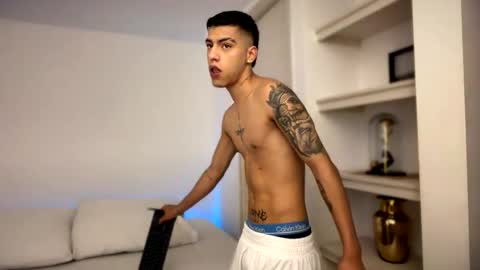  R U S S E L L  online show from 11.20.25