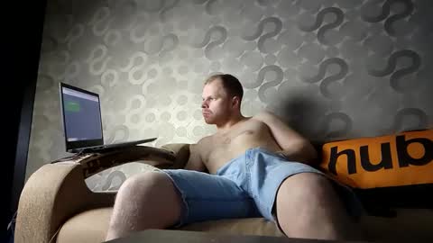 Snapshot of russianbear1917 chatting on 12.25.24 Mike online show from 12.25.24