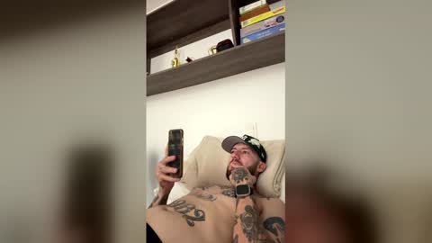 russo_fox online show from 05.10.26