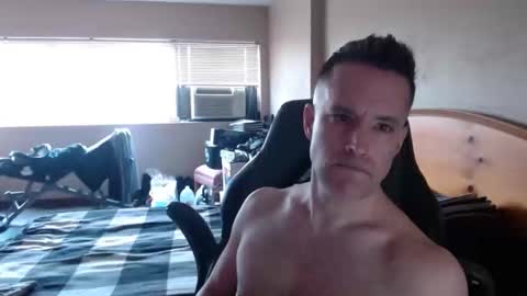 Snapshot of rustic_cuse_777 chatting on 03.25.26 rustic_cuse_777 online show from 03.25.26