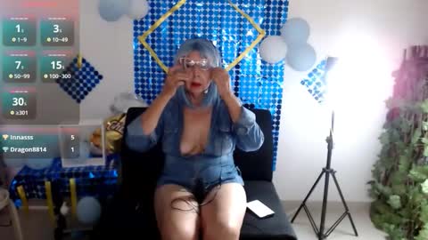 ruth_blue21 online show from 10.04.25