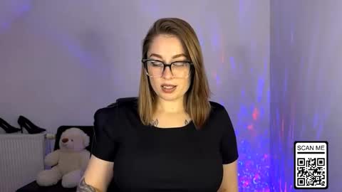 Nika online show from 11.10.25