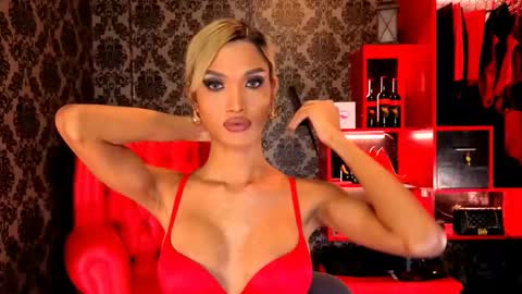 Ruth Evangelista online show from 03.07.25