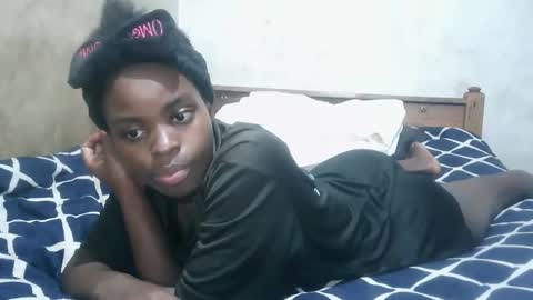 ruu_prettygal online show from 03.03.26