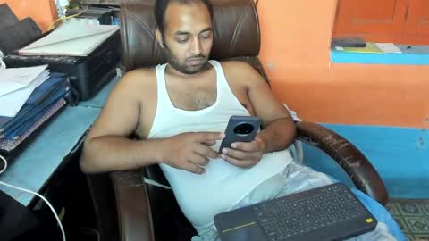 rwb17 online show from 04.01.26