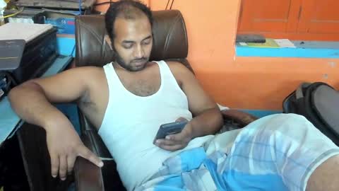 rwb17 online show from 04.04.26