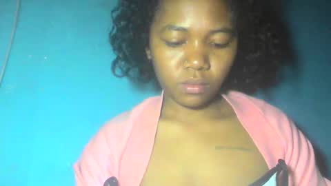 Snapshot of rwuica chatting on 10.29.25 Rwuica online show from 10.29.25