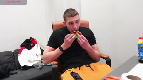 RYAN DOZER online show from 04.06.26