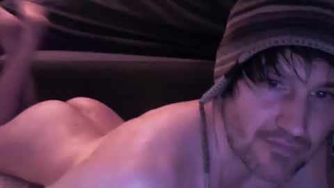 Snapshot of ryan_is_nude chatting on 09.27.25 Rhys online show from 09.27.25
