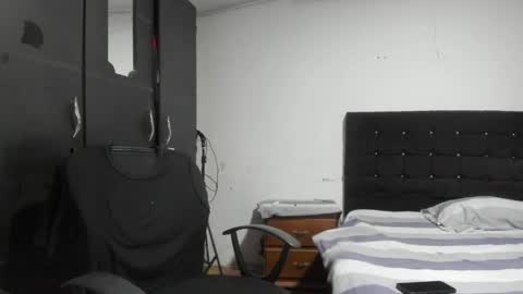 ryan_xc1 online show from 04.14.26