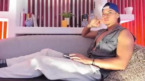 Ryan online show from 10.06.25