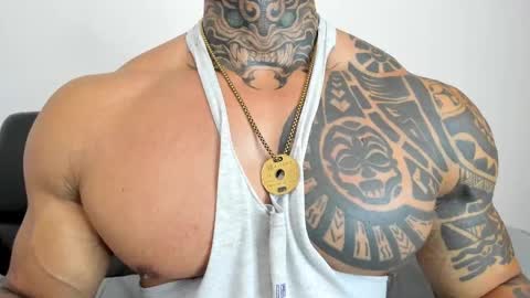 Snapshot of ryanjhonston chatting on 02.14.25 Ryan online show from 02.14.25