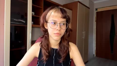 Snapshot of ryansibounma chatting on 11.10.25 Kate online show from 11.10.25