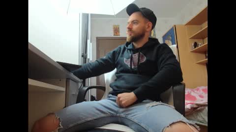 Ryanstone  online show from 11.17.25