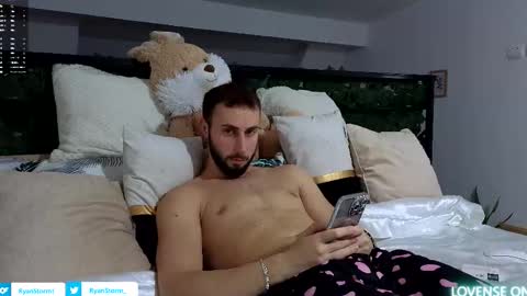 Snapshot of ryanstorm1 chatting on 10.27.25 ryanstorm1 online show from 10.27.25