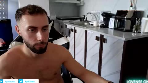 Snapshot of ryanstorm1 chatting on 10.30.25 ryanstorm1 online show from 10.30.25