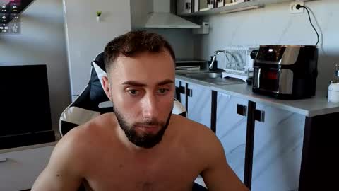 Snapshot of ryanstorm1 chatting on 11.01.25 ryanstorm1 online show from 11.01.25