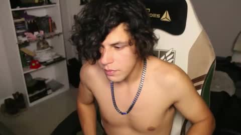 Snapshot of ryot35 chatting on 10.19.25 Ryot3 online show from 10.19.25