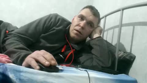 Snapshot of rytas02 chatting on 01.08.25 arte online show from 01.08.25