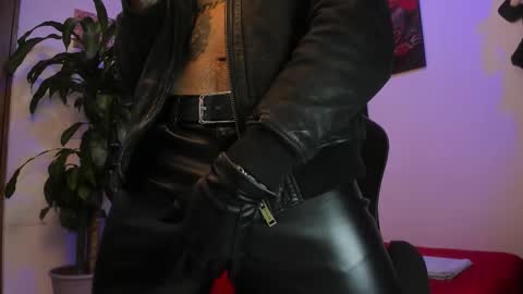 leopmonk help me reach 100 thumbs up online show from 09.30.25