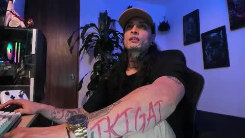 leopmonk help me reach 100 thumbs up online show from 11.10.25