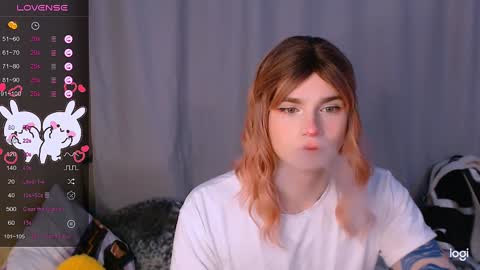 Snapshot of ryuu_sun chatting on 02.06.25 Alice online show from 02.06.25