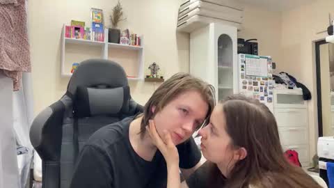 Snapshot of s_a_family chatting on 02.26.26 s_a_family online show from 02.26.26