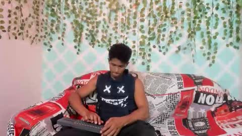 s_d_b_hot online show from 04.18.26