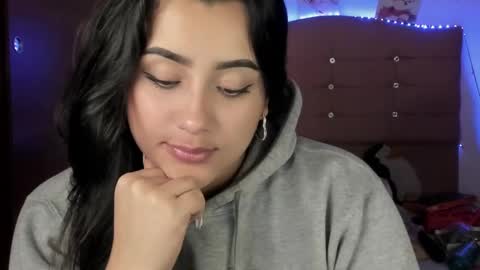 Snapshot of s_demoni1 chatting on 12.21.24 S H A R O N model independient online show from 12.21.24