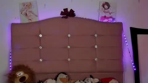 Snapshot of s_demoni1 chatting on 01.22.25 S H A R O N model independient online show from 01.22.25